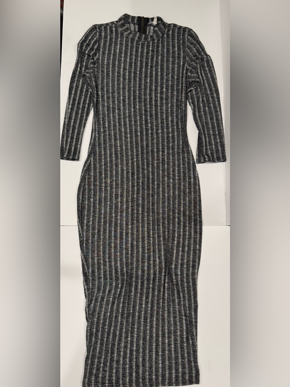 Charlotte Russe Ribbed Sweater Midi Dress | Gray & Black Bodycon | Size Small
